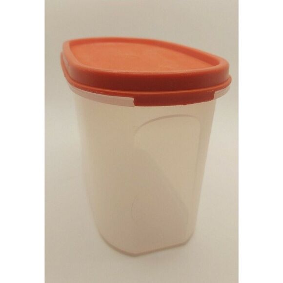 Tupperware Modular Mates Oval Smart Saver - 4 3/4 Cup/1.1L (1612-22) Vintage Red - Picture 1 of 4